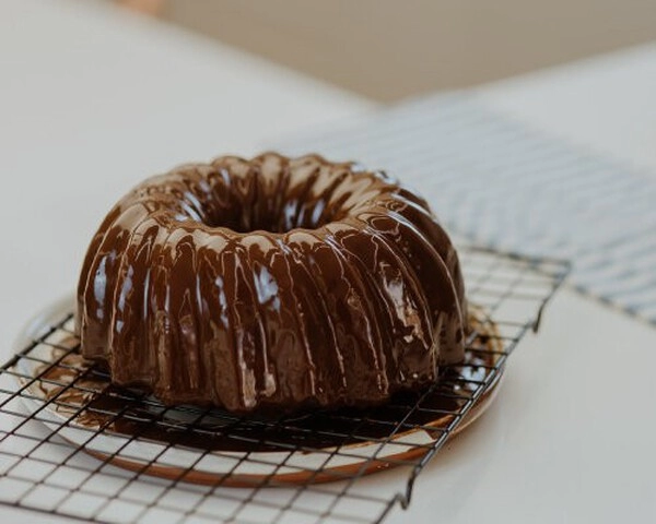 cokoladna torta s cokoladno smetanovo kremo